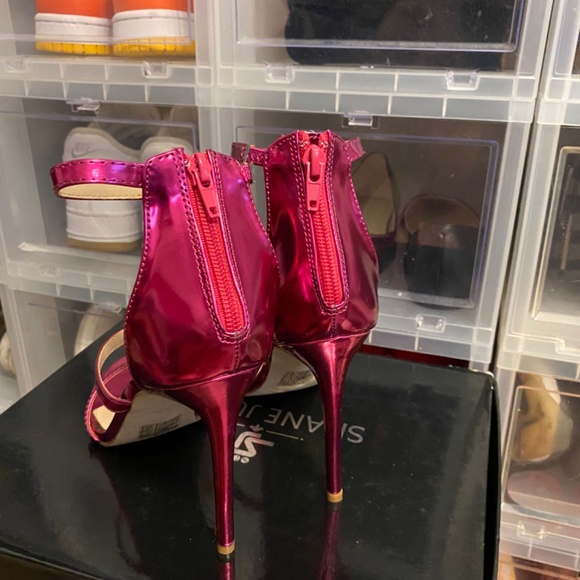 Strappy Hot Pink Heels - Picture 4 of 5